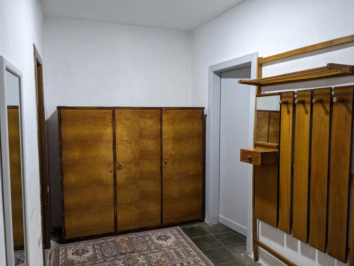 Communist Style Room Shkodër Exteriér fotografie